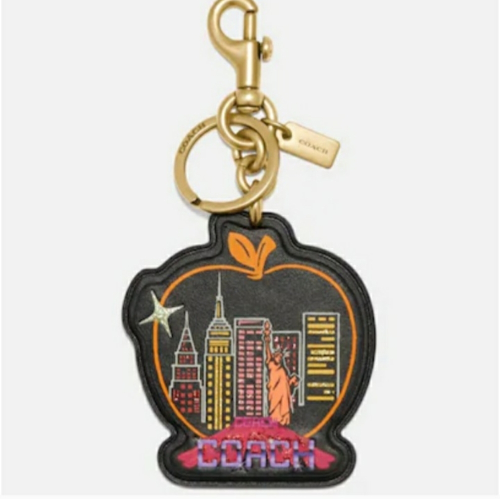 Coach NYC Skyline Keychain Hangtag Keyfob Accessories